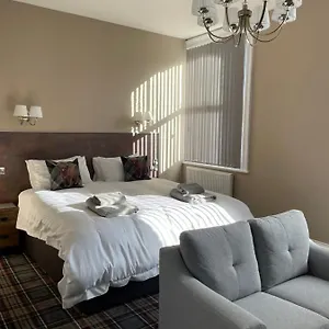 Carlton House ** سكرابورو